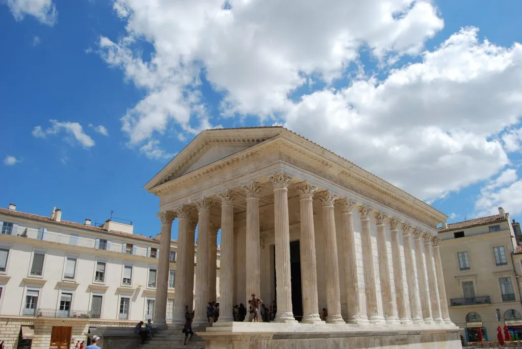 Maison Carrée.